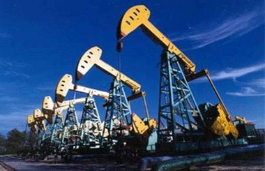 Нефть вернулась к росту, но аналитики считают, что это кратковременно